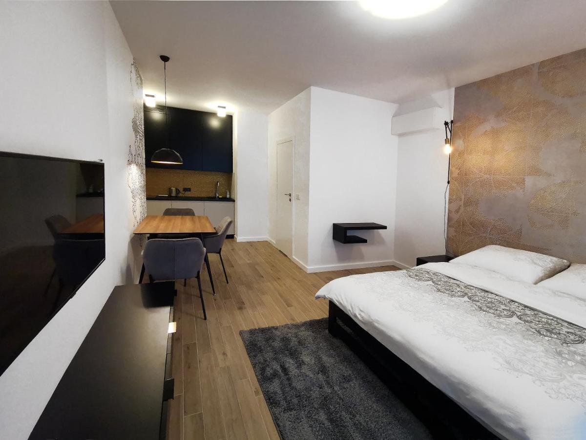 Come&Stay Apartments Wola Warsaw Ngoại thất bức ảnh