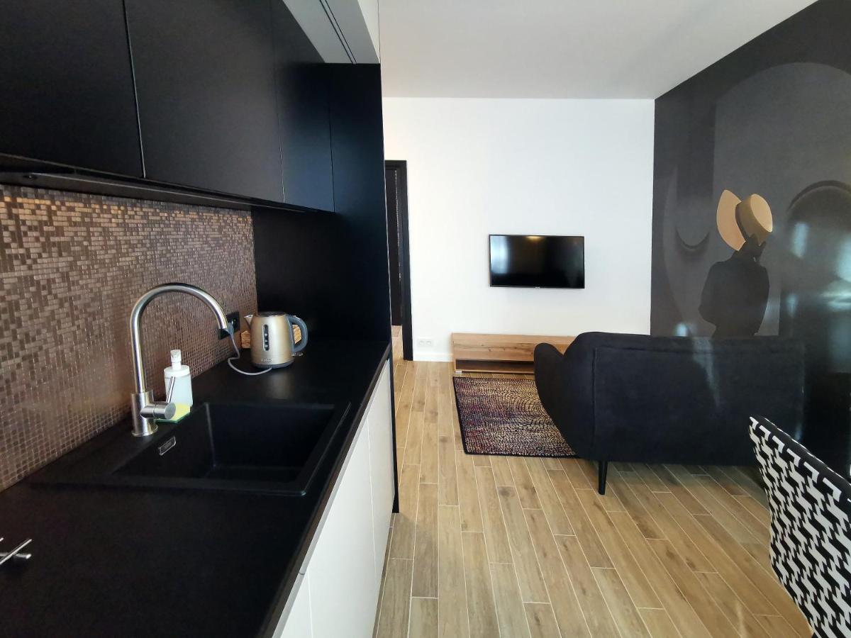 Come&Stay Apartments Wola Warsaw Ngoại thất bức ảnh