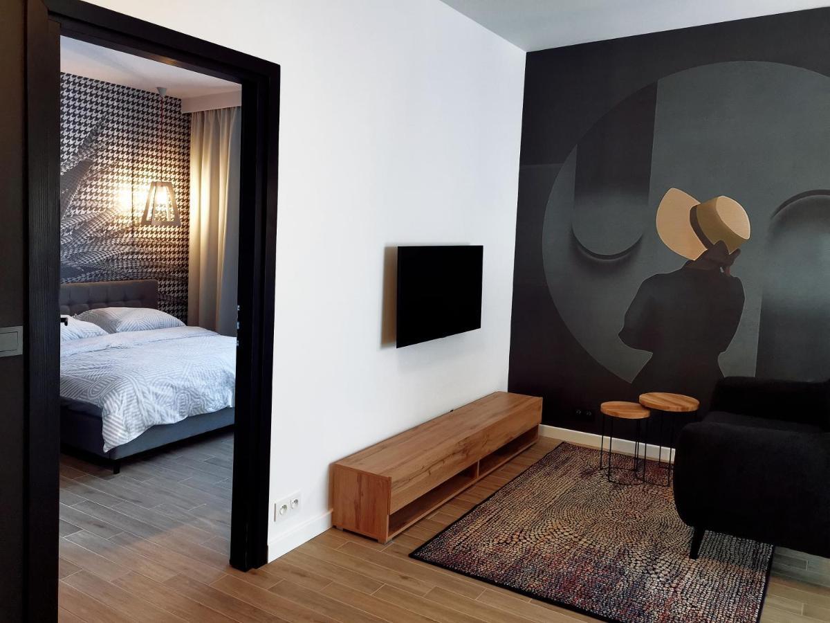 Come&Stay Apartments Wola Warsaw Ngoại thất bức ảnh