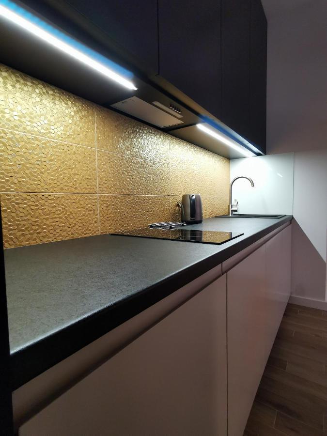 Come&Stay Apartments Wola Warsaw Ngoại thất bức ảnh
