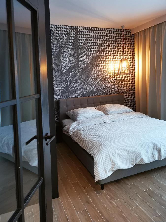 Come&Stay Apartments Wola Warsaw Ngoại thất bức ảnh